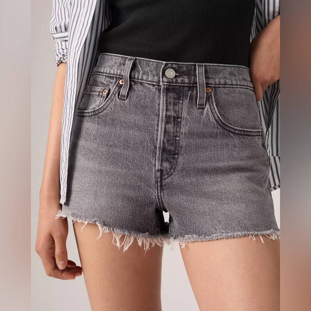 Levi’s 501 Original High Rise Cut Off Jean Shorts Size 24 Festival Boho Chic NEW